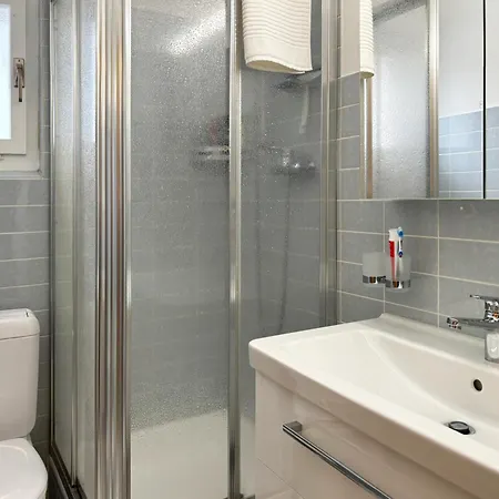 Charming 2-bedroom In The Heart Of